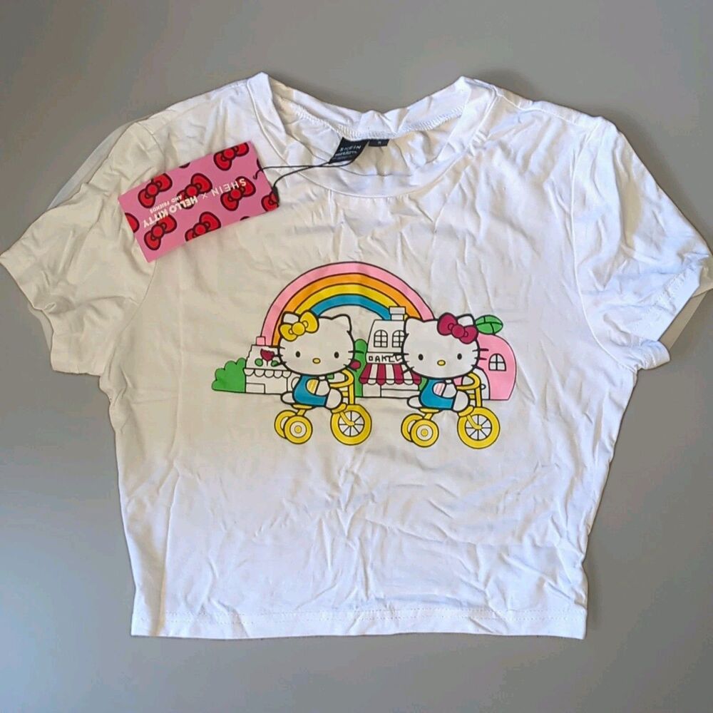 NWT SHEIN Womens Hello Kitty Graphic Print Short Sleeve Crew Neck T-Shirt S
